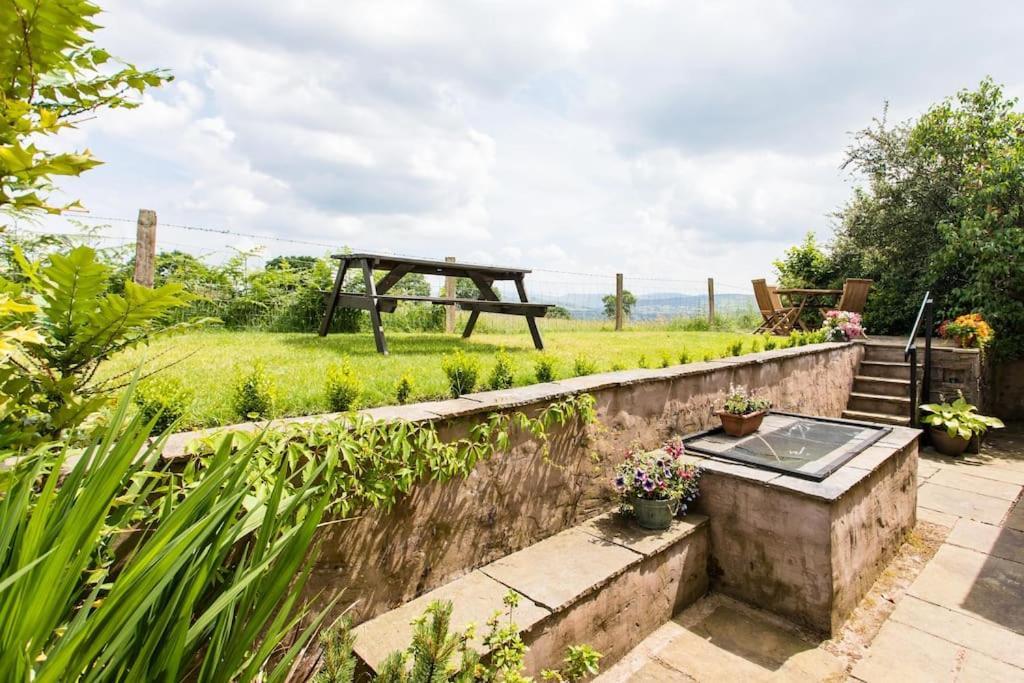 Perfect Cottage Retreat Near The Brecon Beacons Llanwrda Екстер'єр фото
